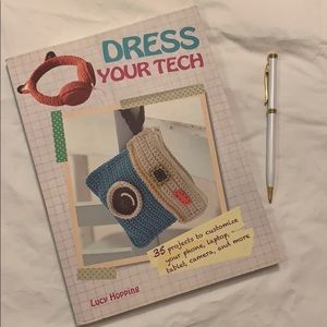 🌲 3/$15 Dress Your Tech Craft How-to Book
